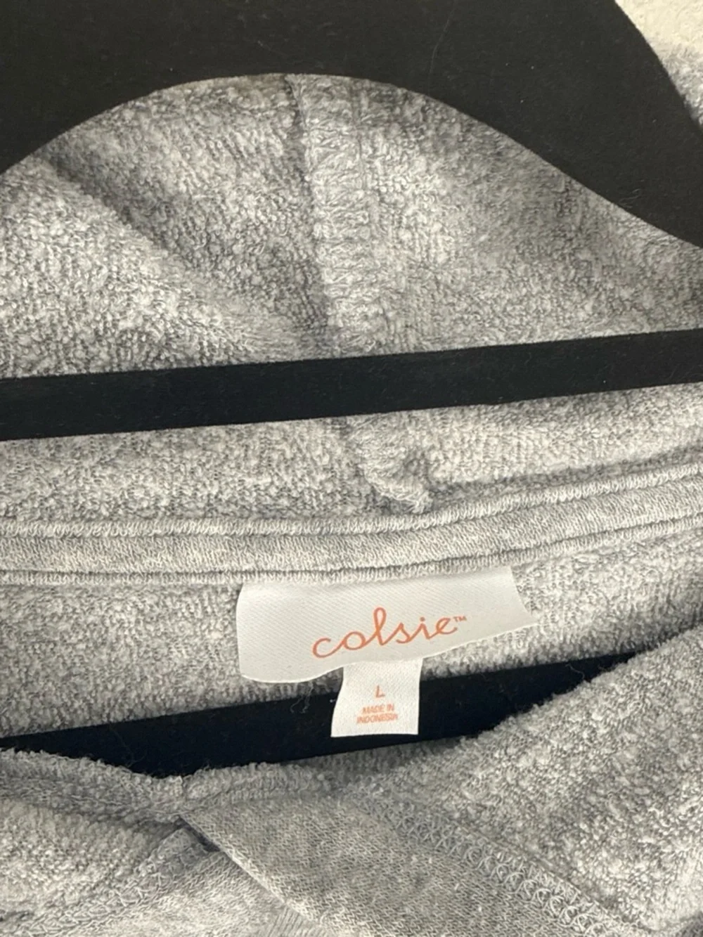 Colsie Light Gray Cropped Hooded Sweatshirt with Drawstring